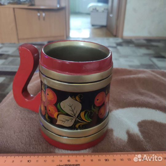 Пивная деревянная кружка