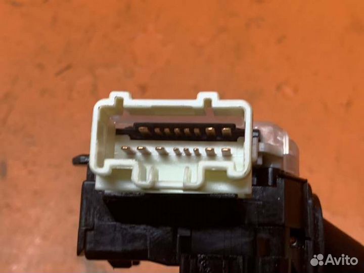 Переключатель указателей поворотников Toyota