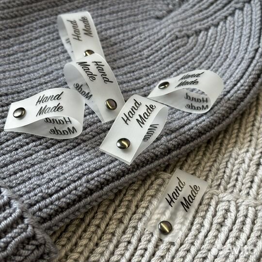 Бирка Hande Made из силикона на кнопке