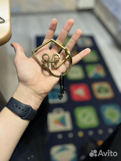 Металлическая головоломка