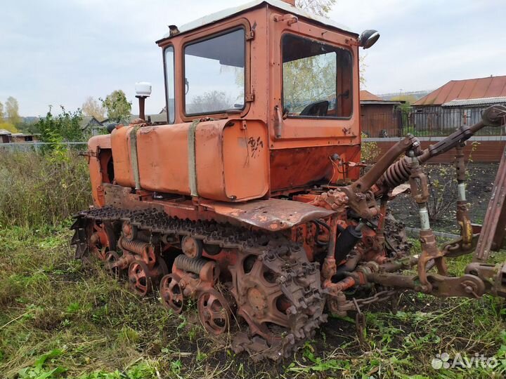 Трактор ВгТЗ ДТ-75, 1988