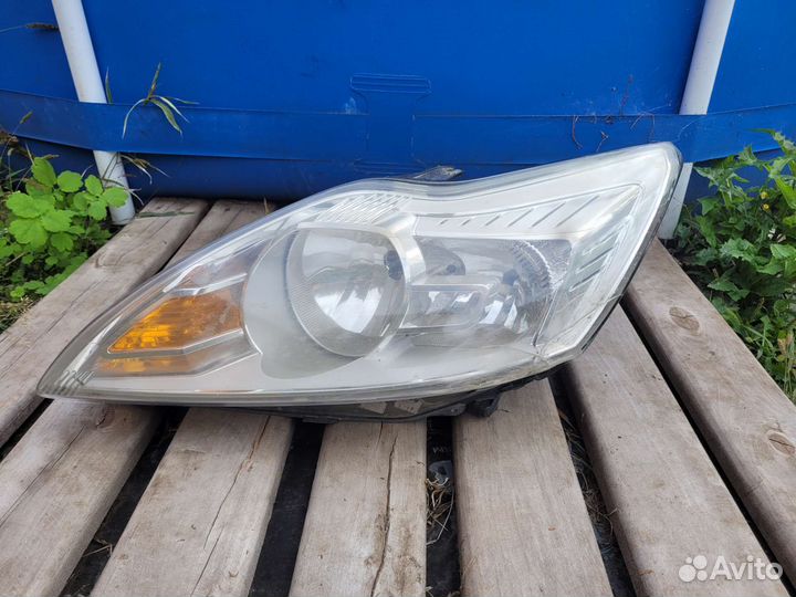 Фара левая оригинал