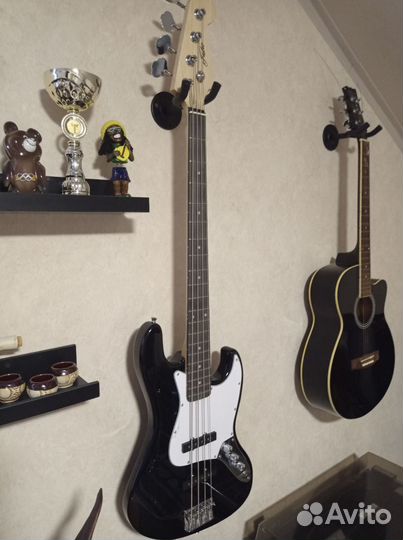 Басс гитара 4 струны Fabio