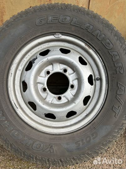 Yokohama Geolandar A/T G015 245/70 R16