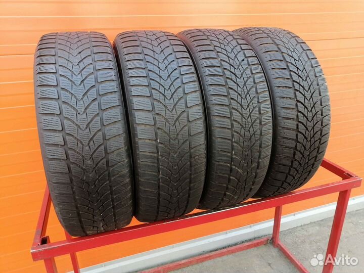 Dunlop SP Winter Sport 4D 215/55 R18 104R
