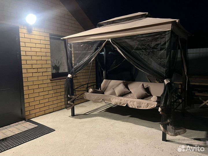 Качели новые