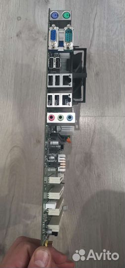 Материнская плата