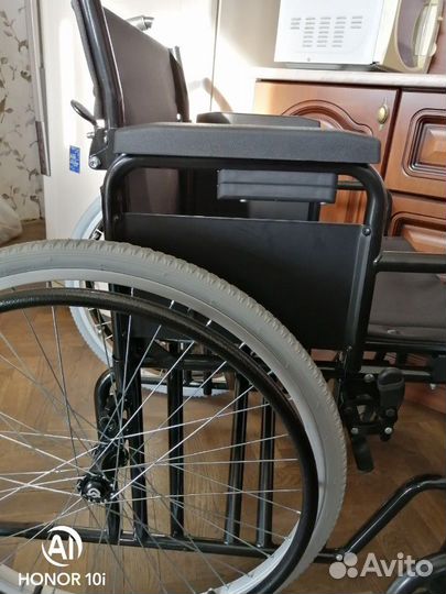 Коляска инвалидная