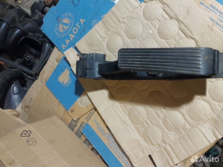 Педаль газа Mercedes S W220