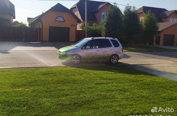 Рулонный газон, системы автополива. 