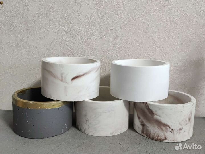 Вазы, кашпо из гипса и бетона ручной работы