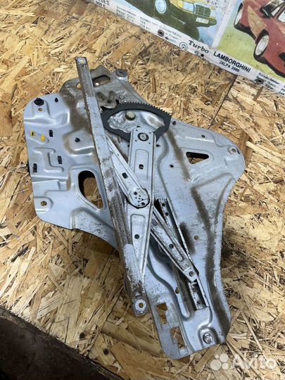 Стеклоподъемник пер прав Киа Маджентис 2 рест