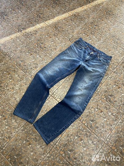 Джинсы ysl disstresed big logo drip amiri