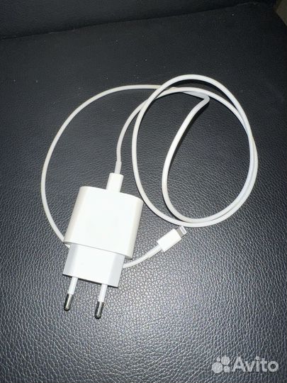 Блок зарядки iPhone 20w