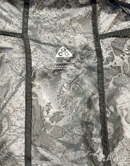 Ветровка Nike ACG Cinder core