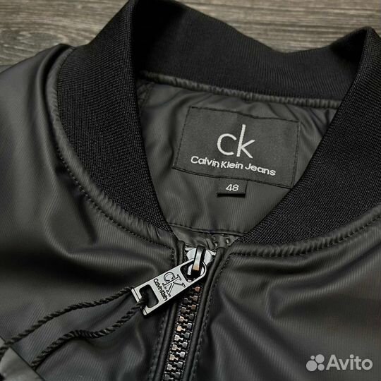 Бомбер Calvin Klein