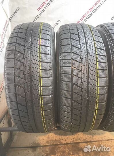 Bridgestone Blizzak VRX2 215/55 R17 98W