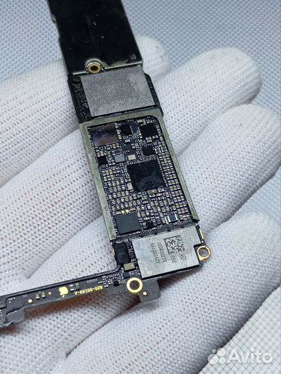 iPhone 7. Плата. Оригинал