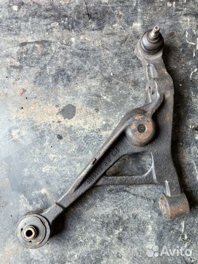 Рычаг передней подвески волга сайбер