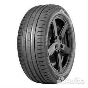 Nokian Tyres Hakka Black 2 245/40 R20 99Y