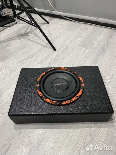 Продам сабвуфер