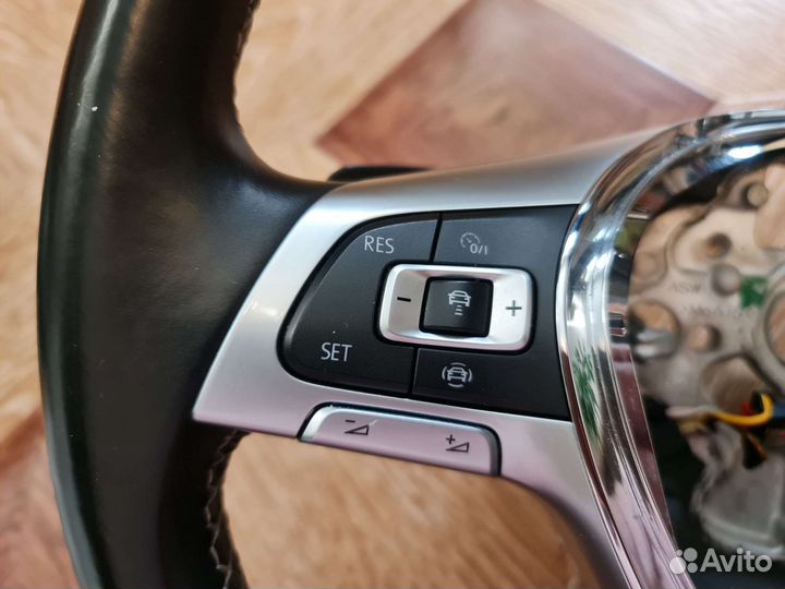 Руль Volkswagen Touareg cr 2018