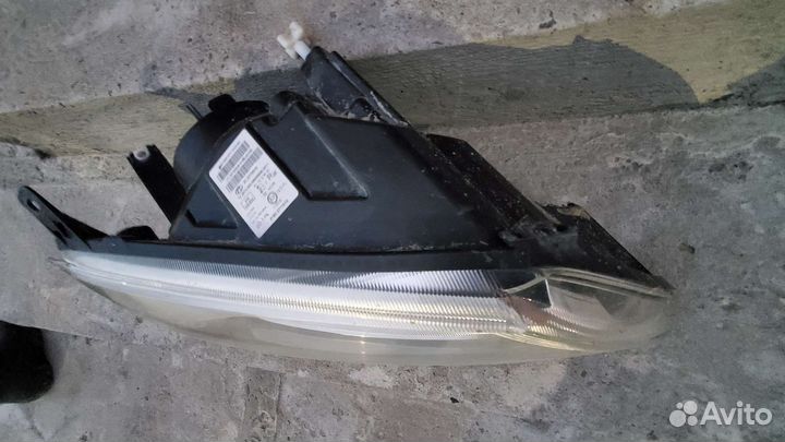 Фара передняя для лада Гранта