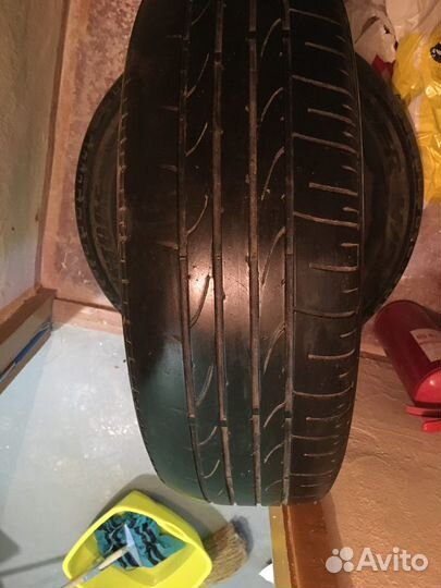 Bridgestone Dueler H/P 215/65 R16