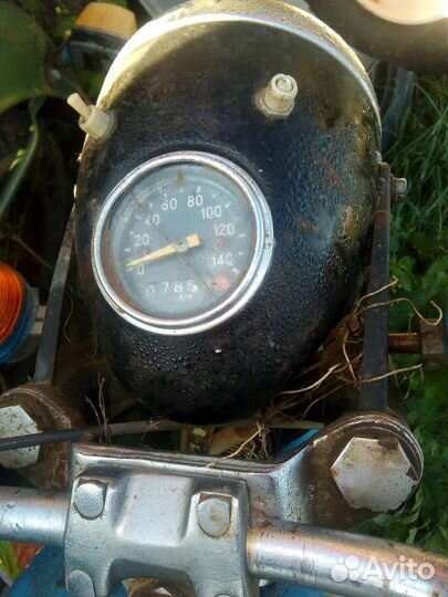 Мотоцыкл восход 2 м