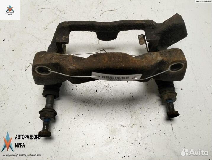 Скоба суппорта Renault Scenic рест. 2001 8394