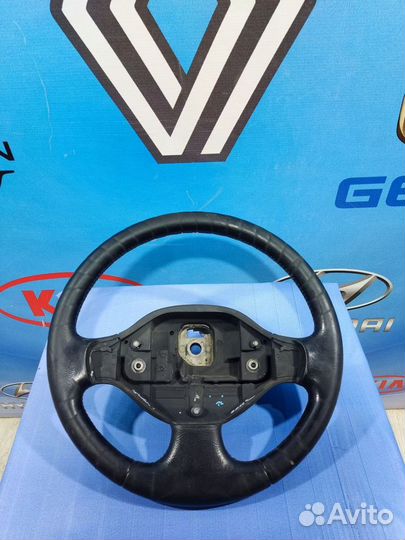 Руль Рулевое колесо Renault logan Лев