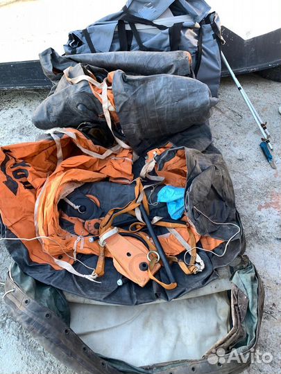 Плот спасательный