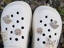 Crocs женские с джибитсами сабо кроксы