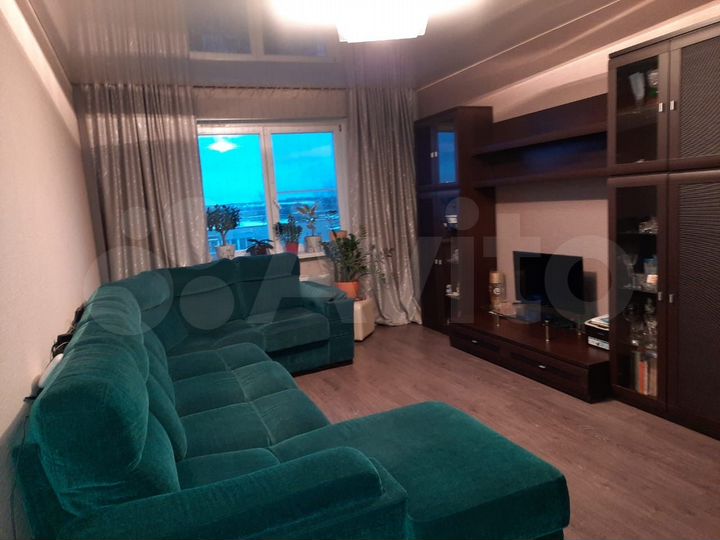 3-к. квартира, 79,8 м², 6/9 эт.