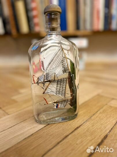 Кораблик в бутылке