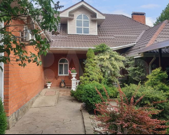 Дом 170 м² на участке 21 сот.