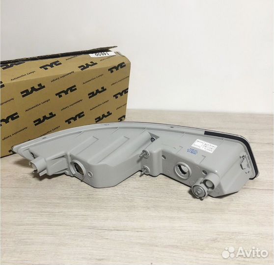 Фары противотуманные на Nissan Almera Classic