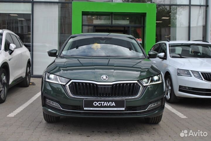 Skoda Octavia 1.4 AT, 2022, 15 км