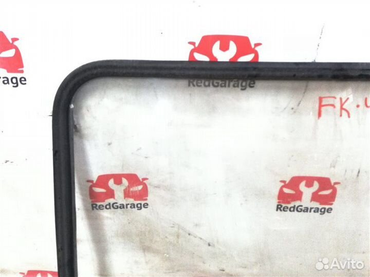 Стекло кабины заднее Mitsubishi Fuso Fighter FK417