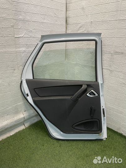 Дверь задняя левая LADA