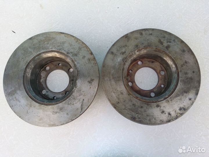 Тормозные диски, колодки ваз 2101