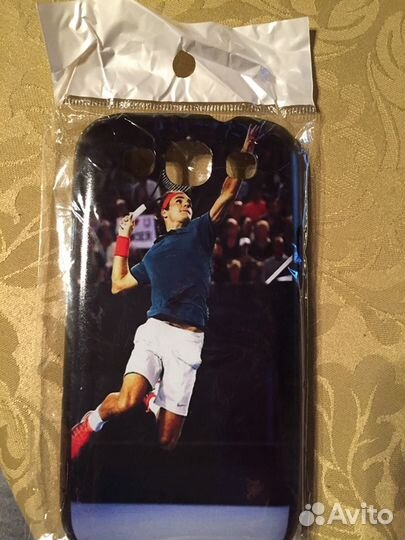 Чехол на телефон