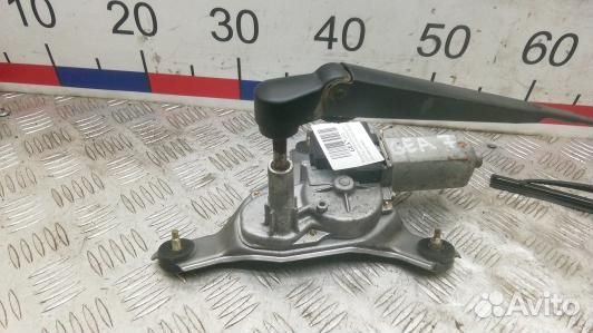 Моторчик стеклоочиcтителя 3-5 toyota land cruiser