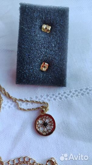 Комплект бижутерии Кулон на цепочке и серьги