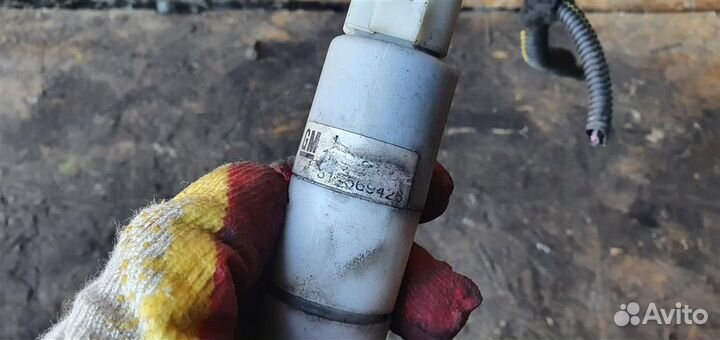 Насос омывателя фар Opel Insignia 2008-2017