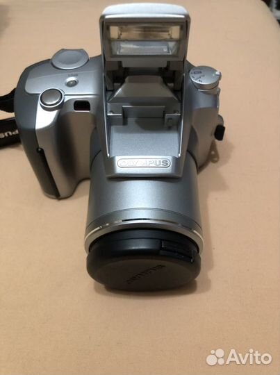 Зеркальный фотоаппарат