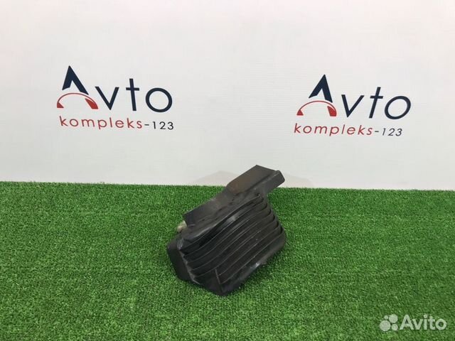 Пыльник пружины задний правый Audi A5 8T cala 2008