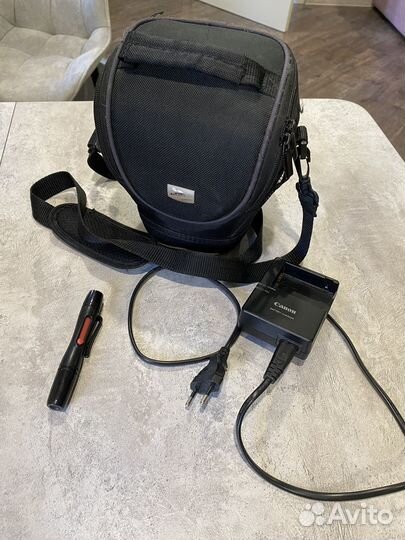 Зеркальный фотоаппарат canon 650D