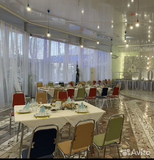 Столы, стулья