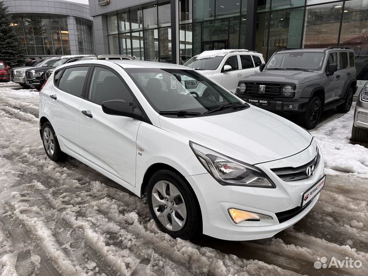 Hyundai Solaris 1.6 AT, 2015, 110 000 км
